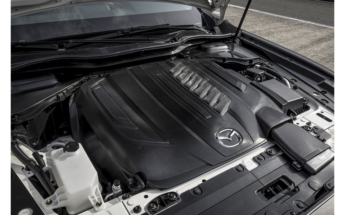 マツダ CX-60 e-SKYACTIV D(欧州仕様 プロトタイプ)