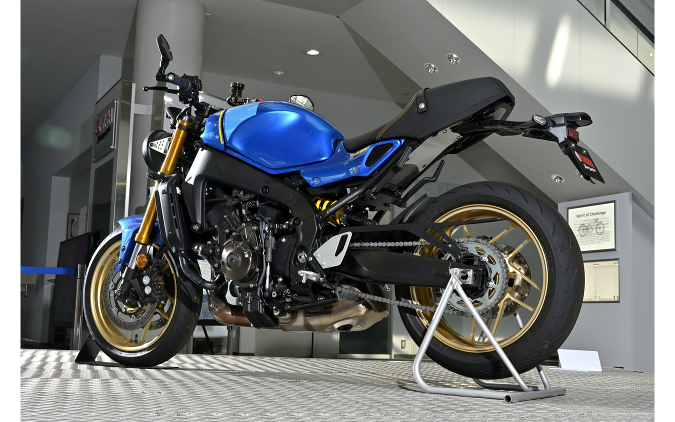 ヤマハ XSR900（海外仕様）