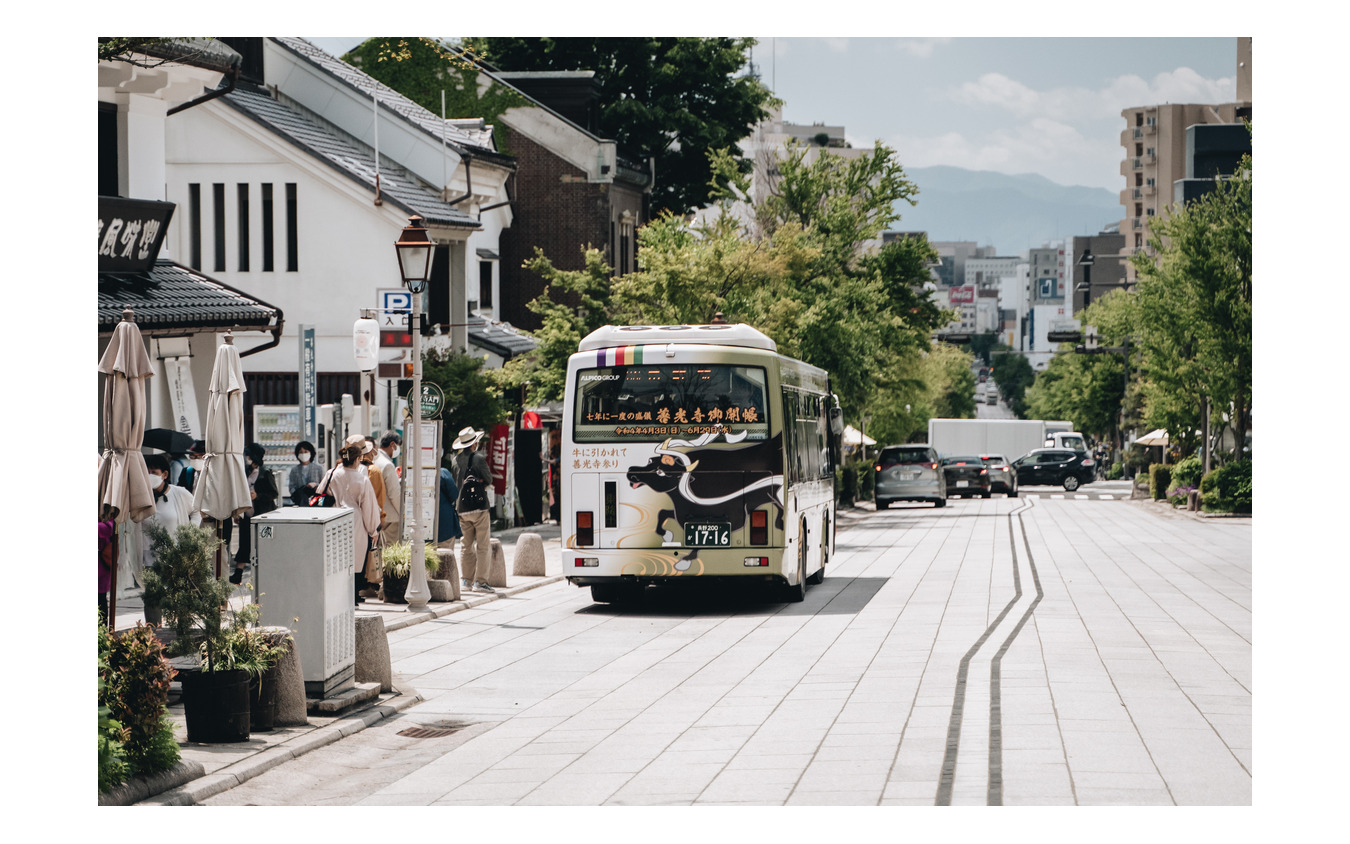 長野駅と善光寺を行き来する路線バス