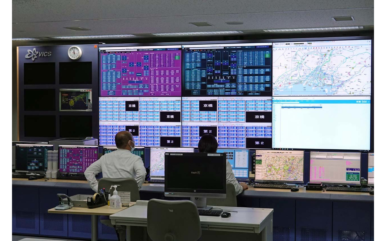 VICSセンターにある監視室。情報提供で異常が発生しているかを常時監視している