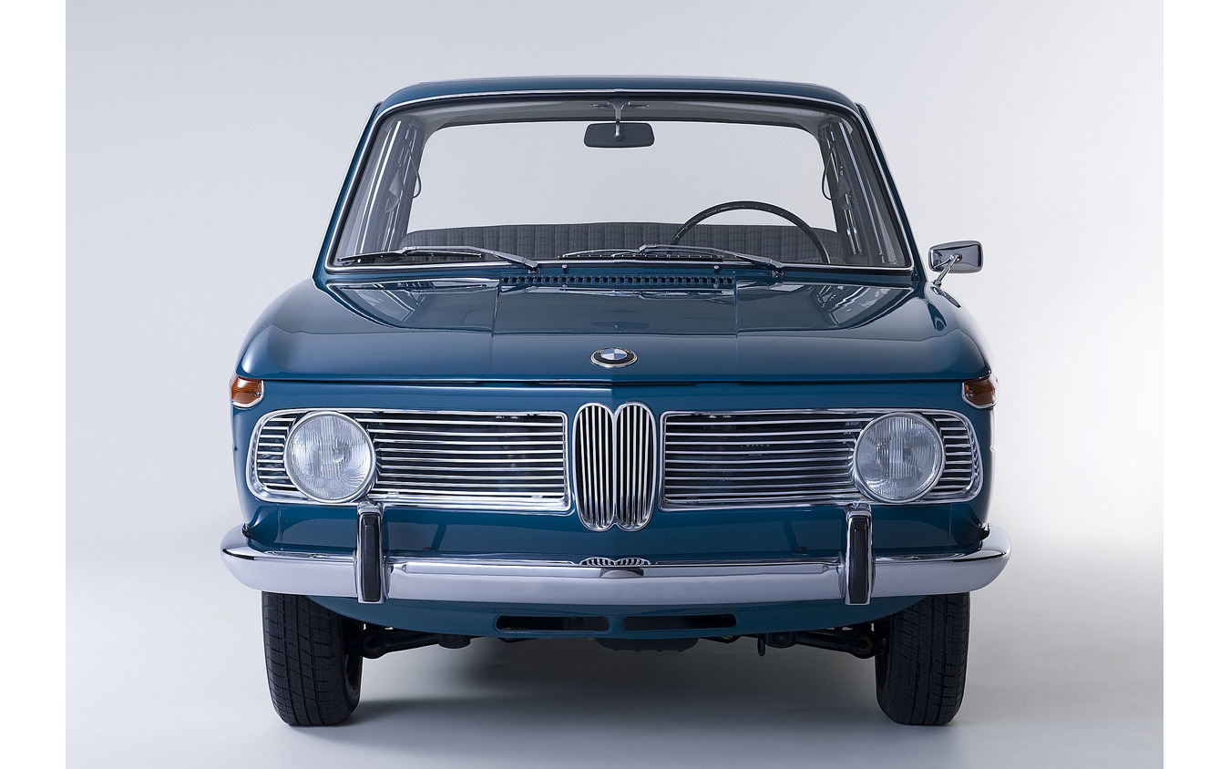 オリジナルの「ノイエ・クラッセ」BMW 1500(1961年発表)