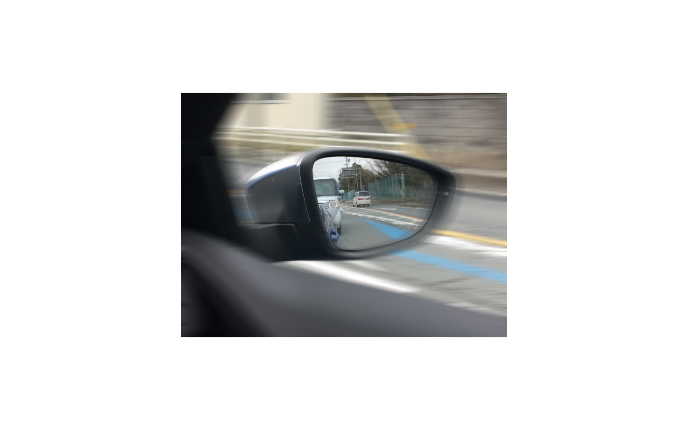 あおり運転(イメージ)