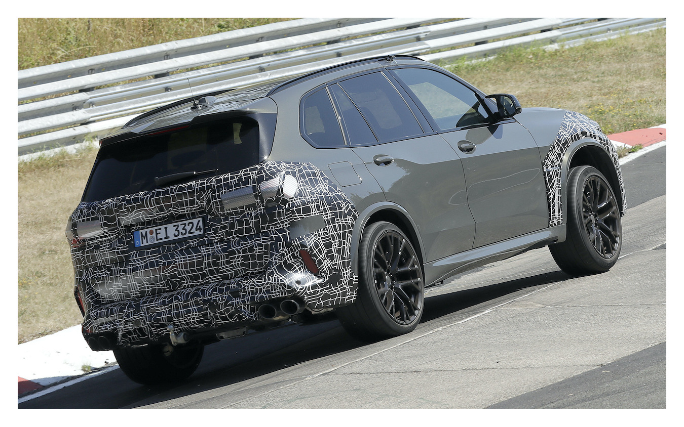 BMW X5M 改良新型プロトタイプ(スクープ写真)
