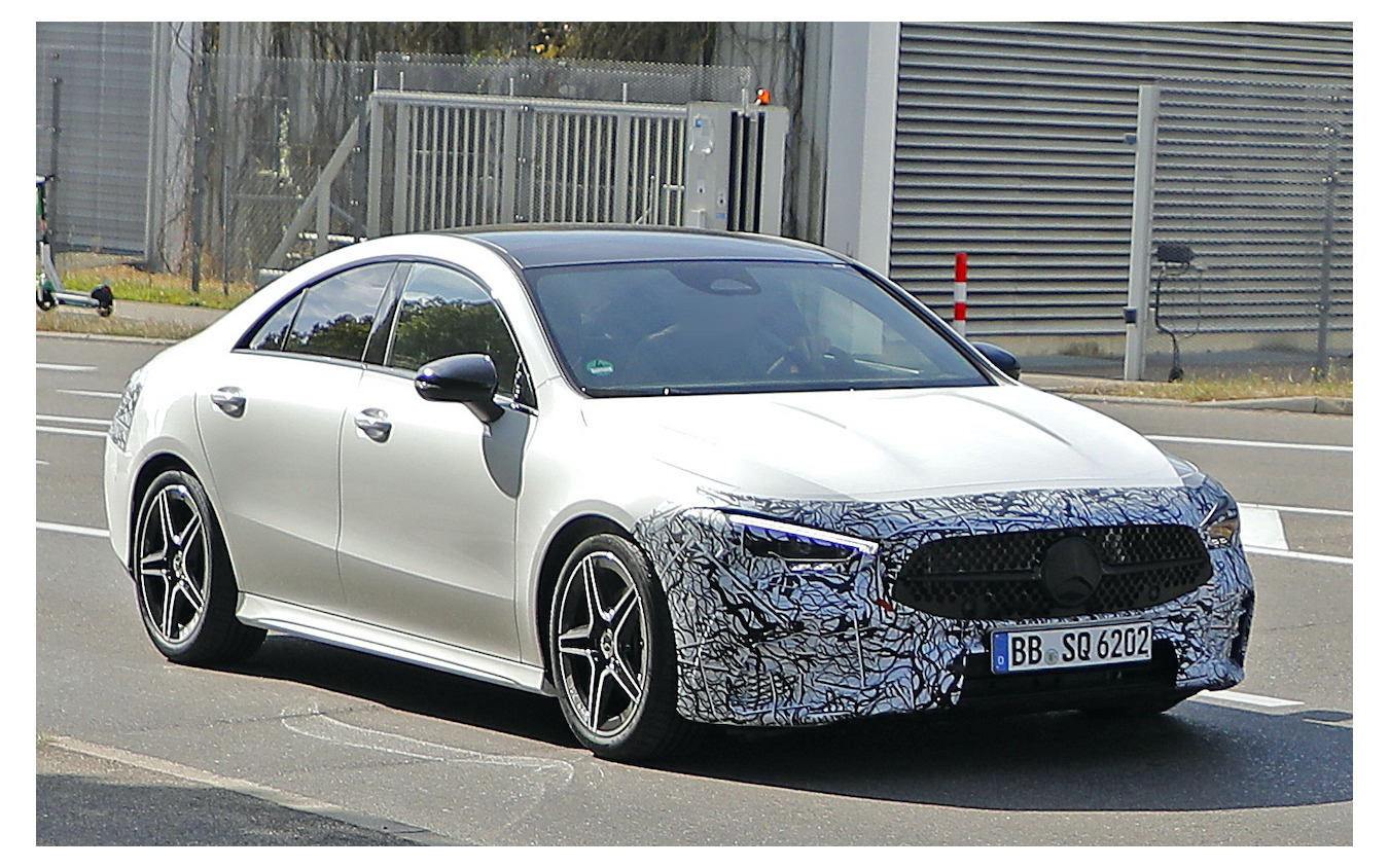 メルセデスベンツ CLA 改良新型プロトタイプ(スクープ写真)