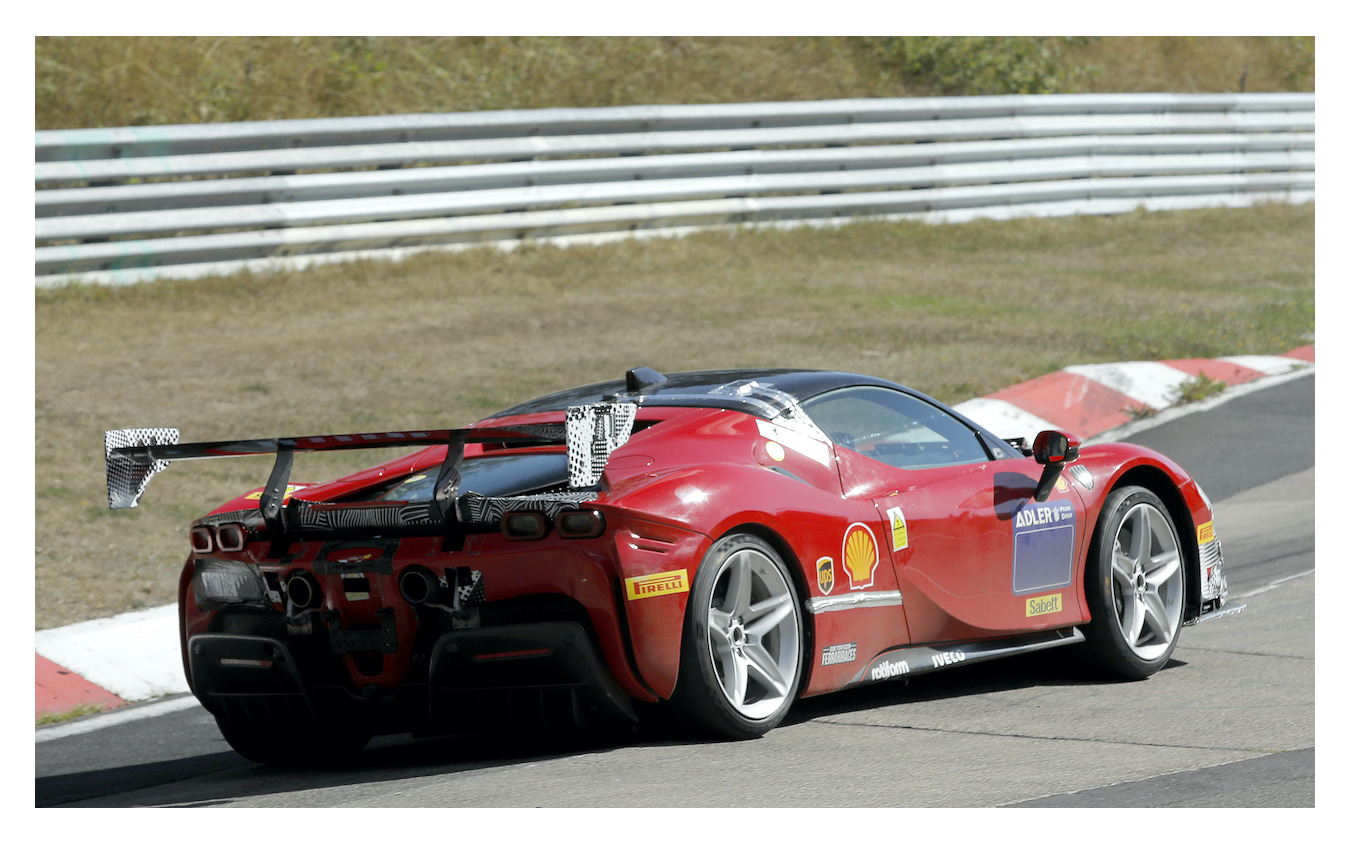 フェラーリ SF90 SV(スクープ写真)