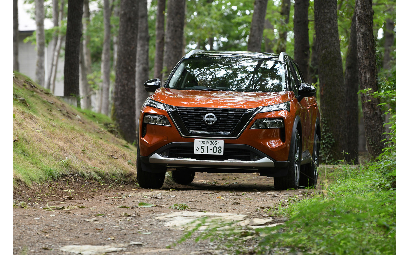 日産 エクストレイル 新型(G e-4ORCE)