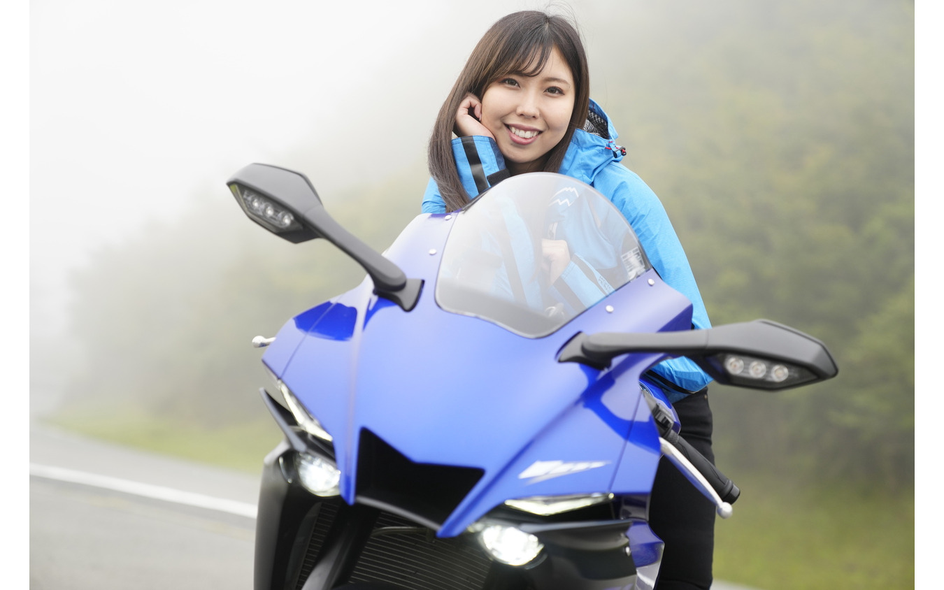 ヤマハ YZF-R1と美音響華氏