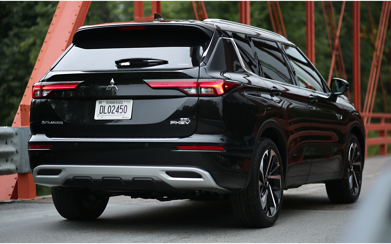 三菱 アウトランダー PHEV 新型(米国仕様)