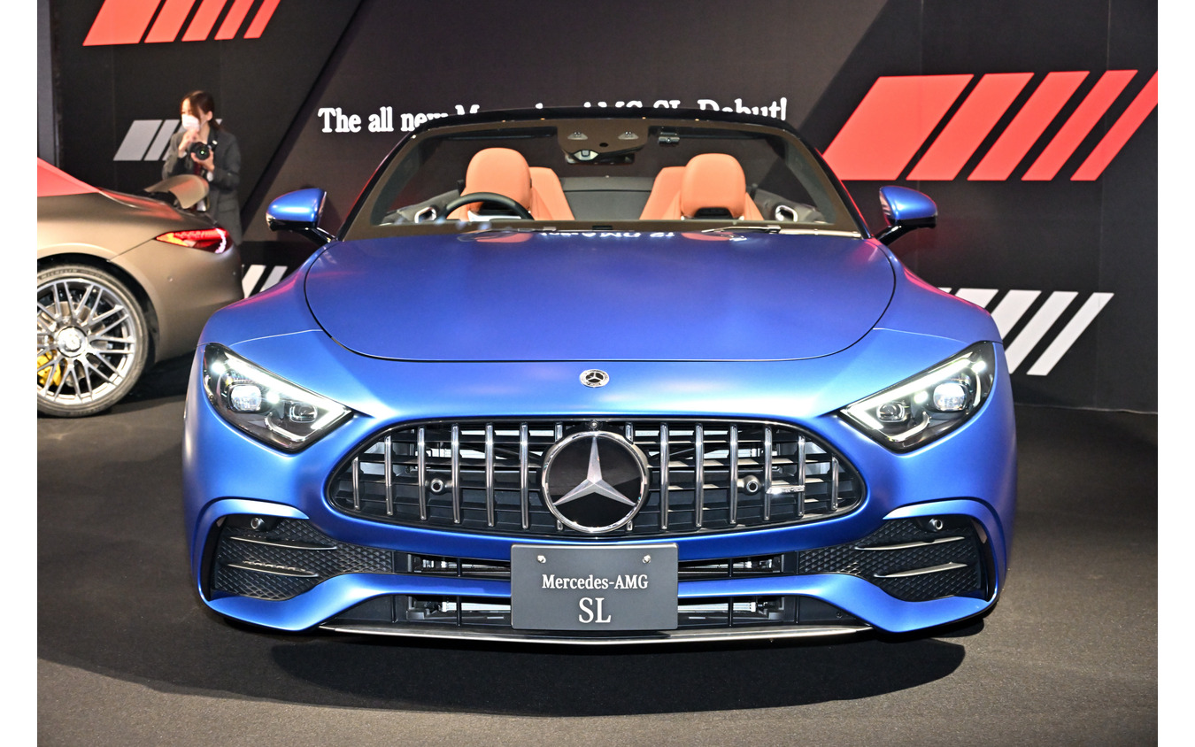 メルセデスAMG SL43