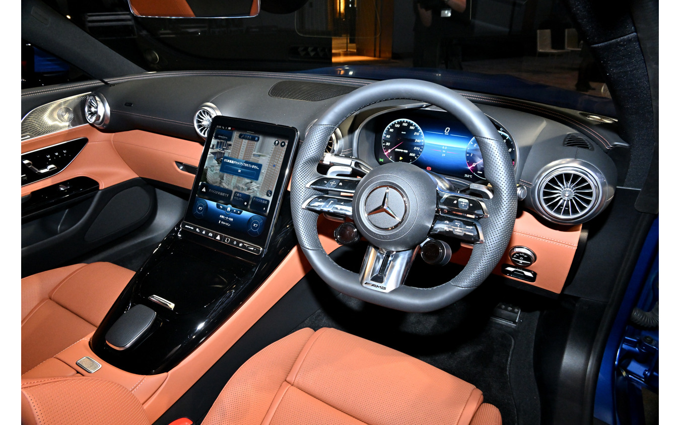 メルセデスAMG SL43