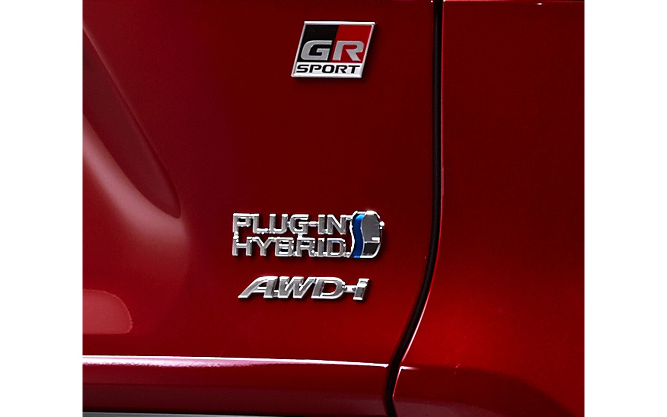 トヨタ RAV4 プラグインハイブリッド GR SPORT(欧州仕様)