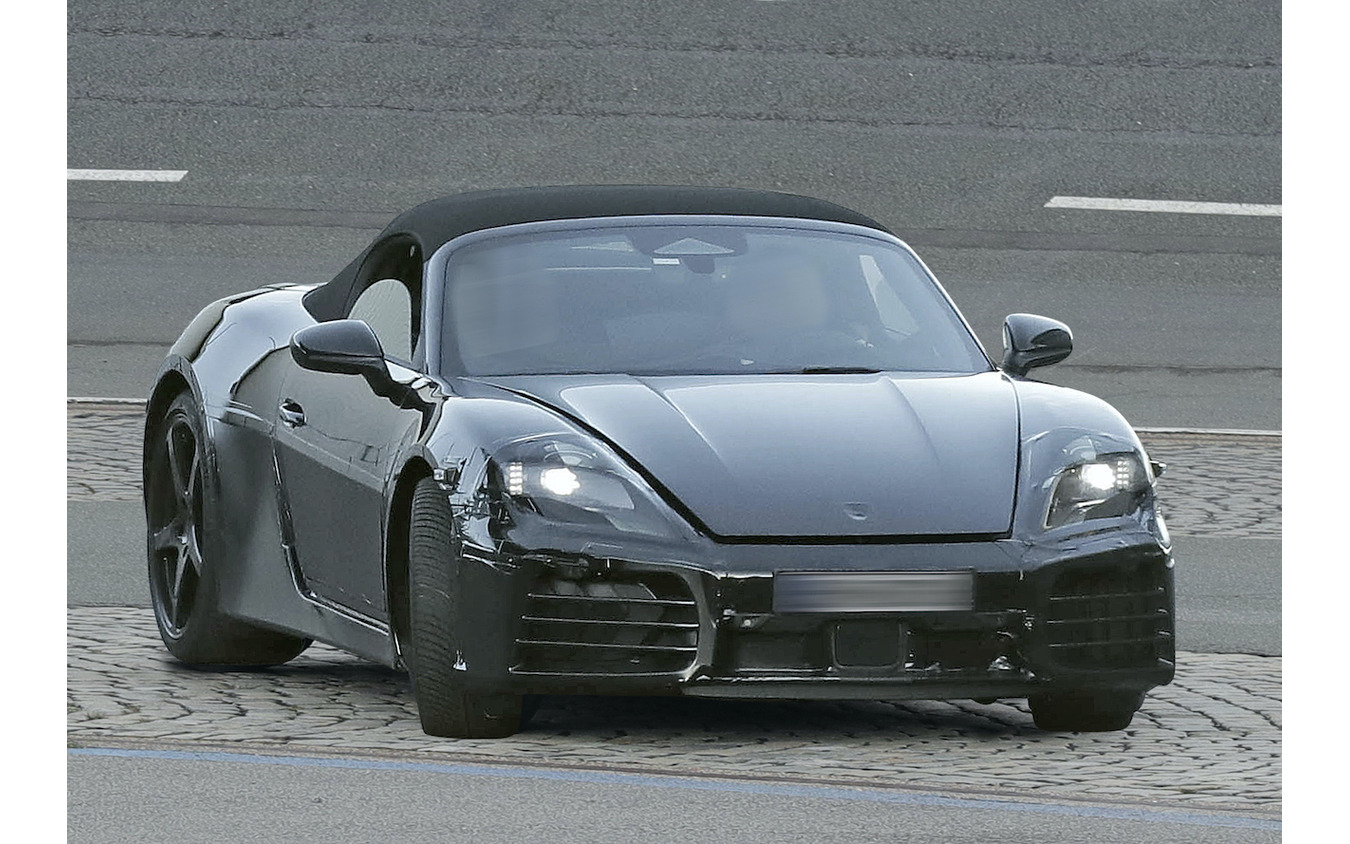ポルシェ 718ボクスターEV 次期型プロトタイプ(スクープ写真)