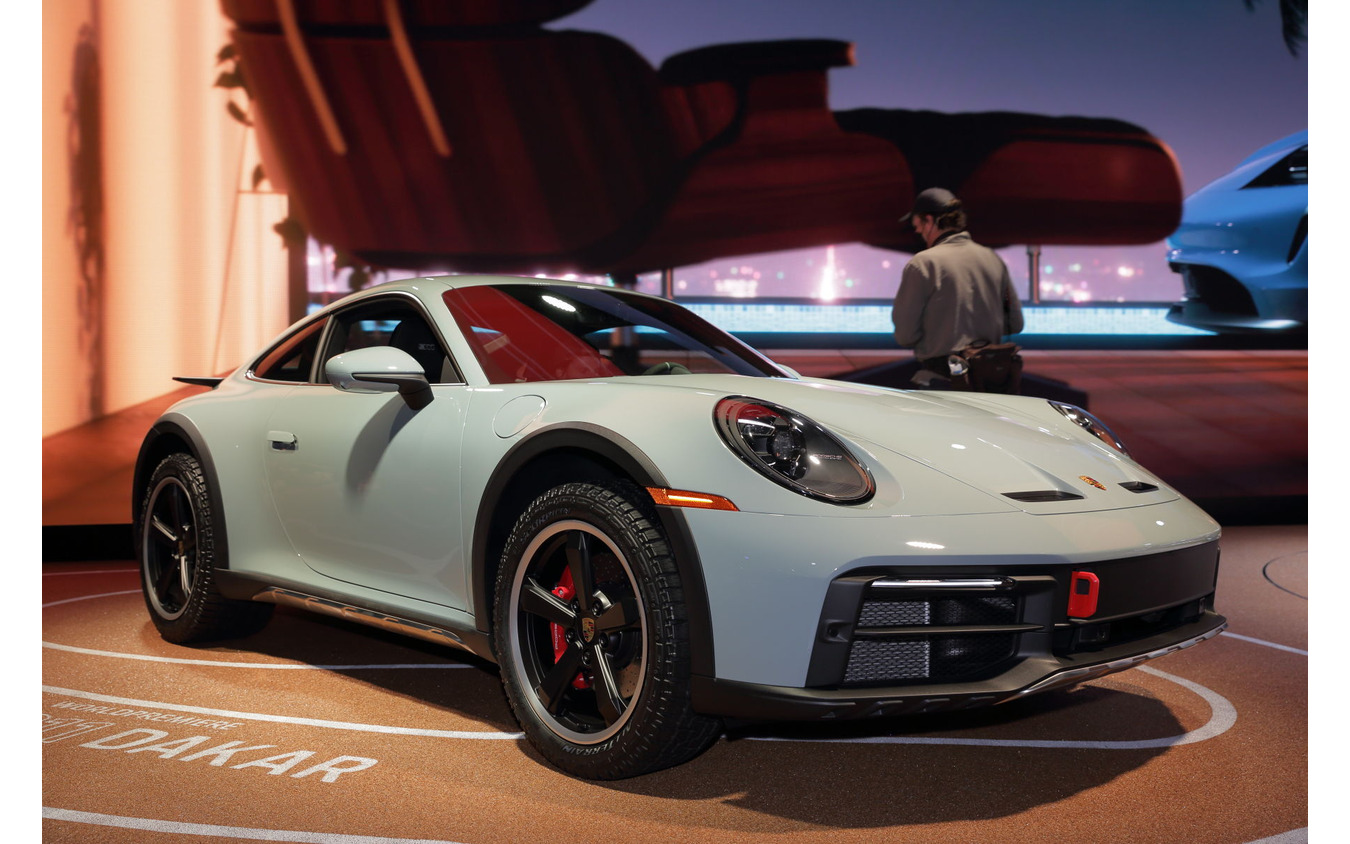 ポルシェ 911ダカール(ロサンゼルスモーターショー2022)