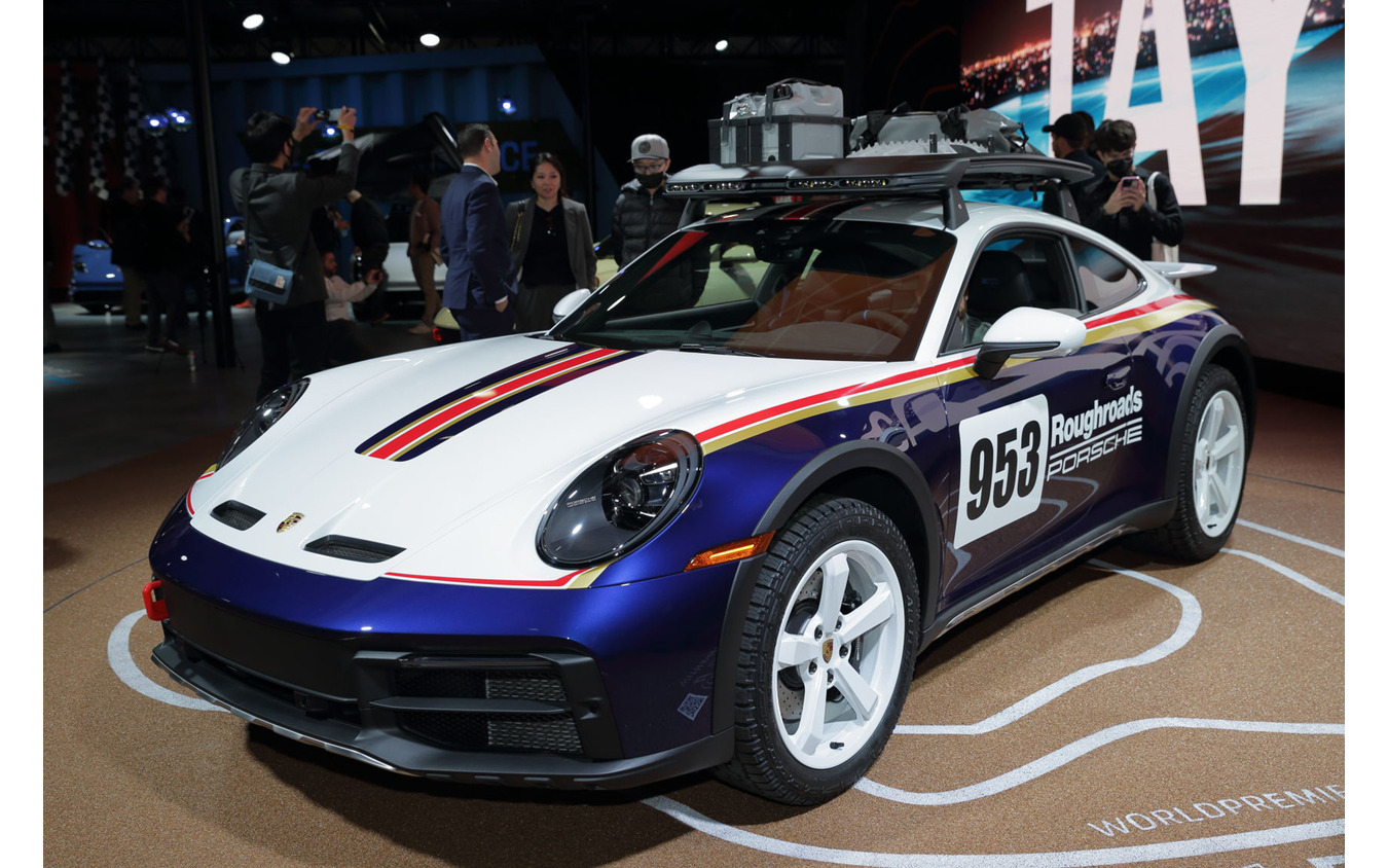 ポルシェ 911ダカール ラリーデザインパッケージ(ロサンゼルスモーターショー2022)