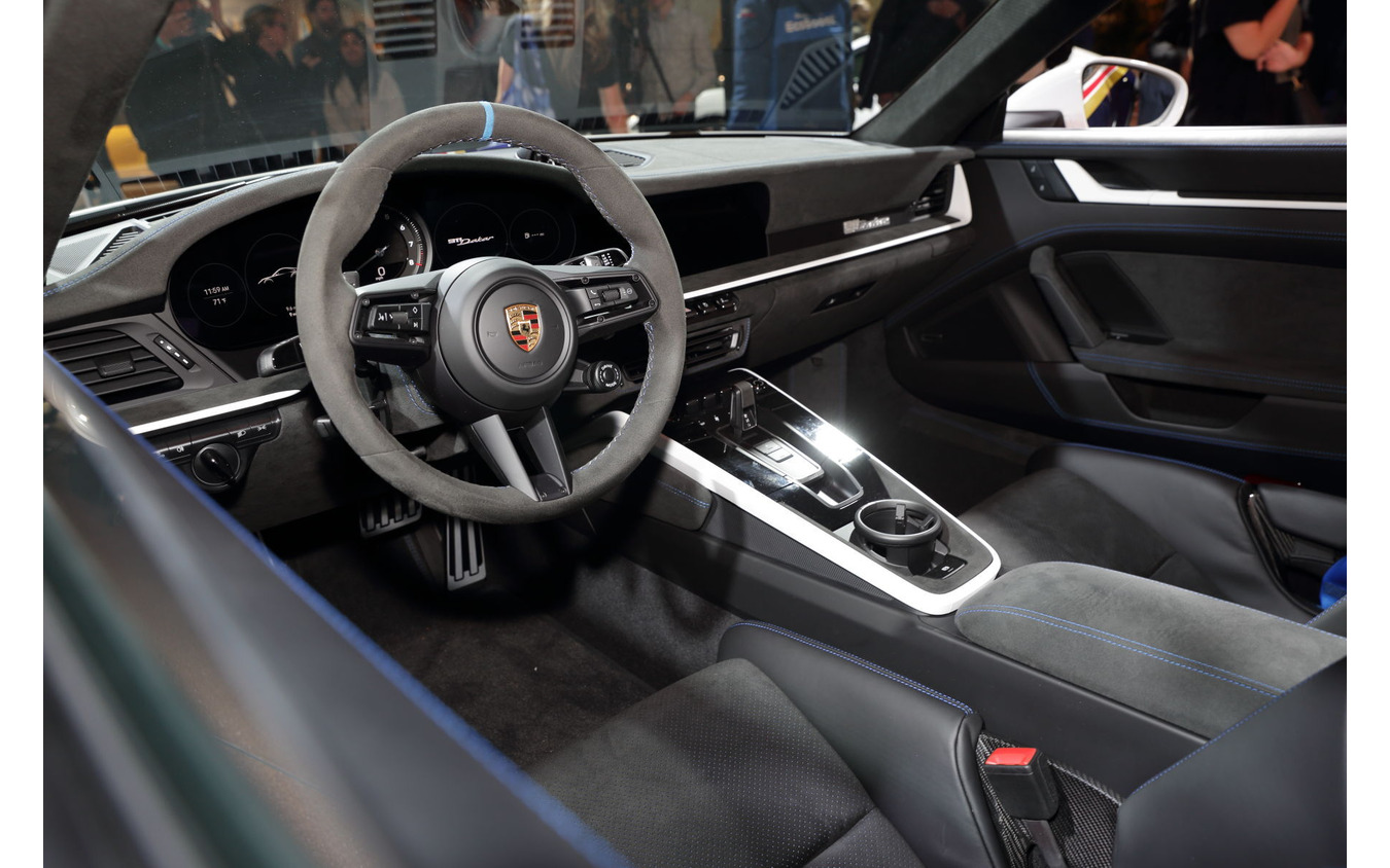 ポルシェ 911ダカール ラリーデザインパッケージ(ロサンゼルスモーターショー2022)
