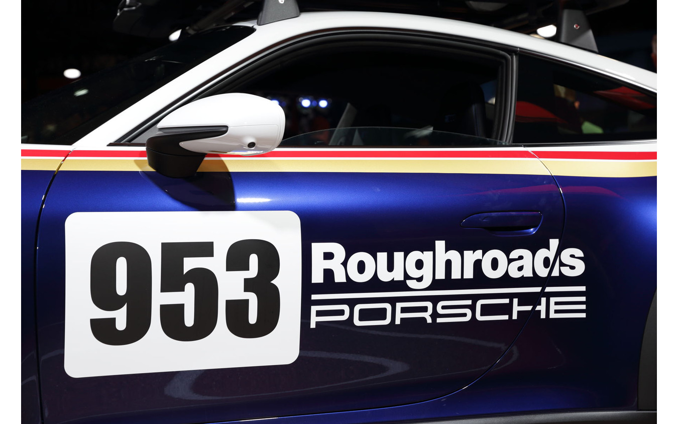 ポルシェ 911ダカール ラリーデザインパッケージ(ロサンゼルスモーターショー2022)