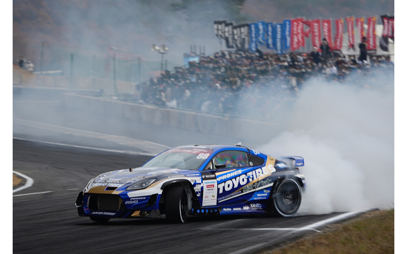 Team TOYO TIRES DRIFT