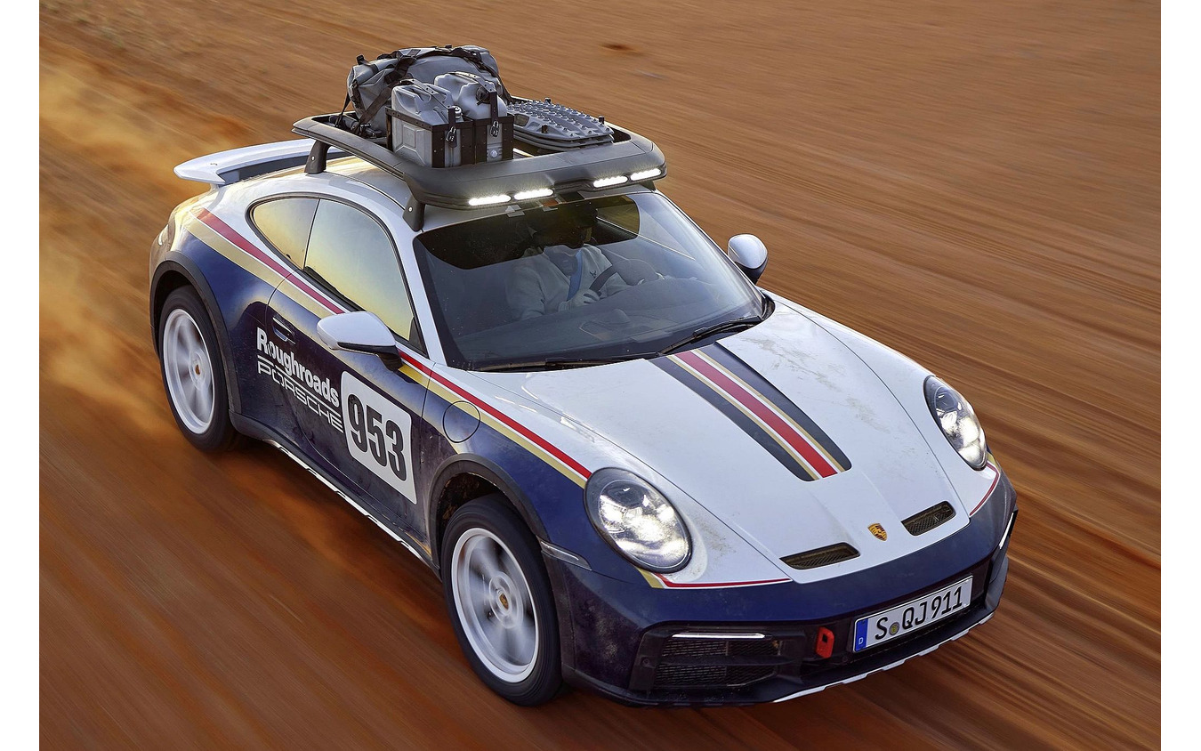 ポルシェ 911 ダカールの「ラリーデザインパッケージ」
