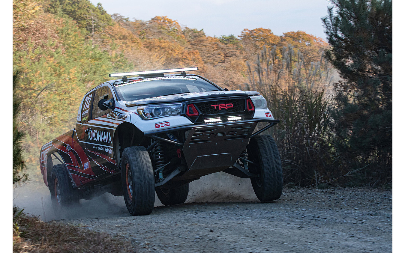 TRD Hilux DESERT RACE SPEC