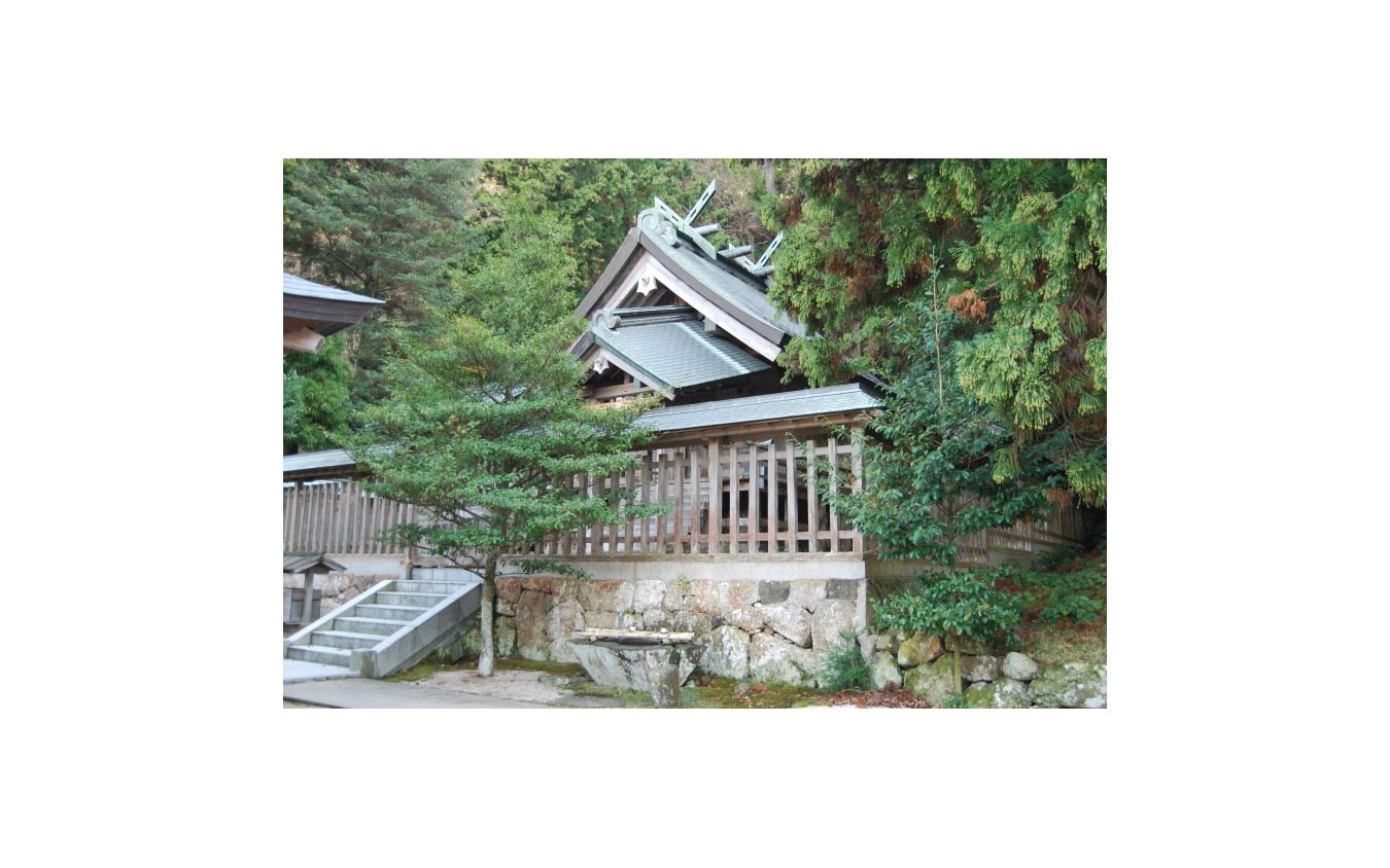 伊奈西波岐神社