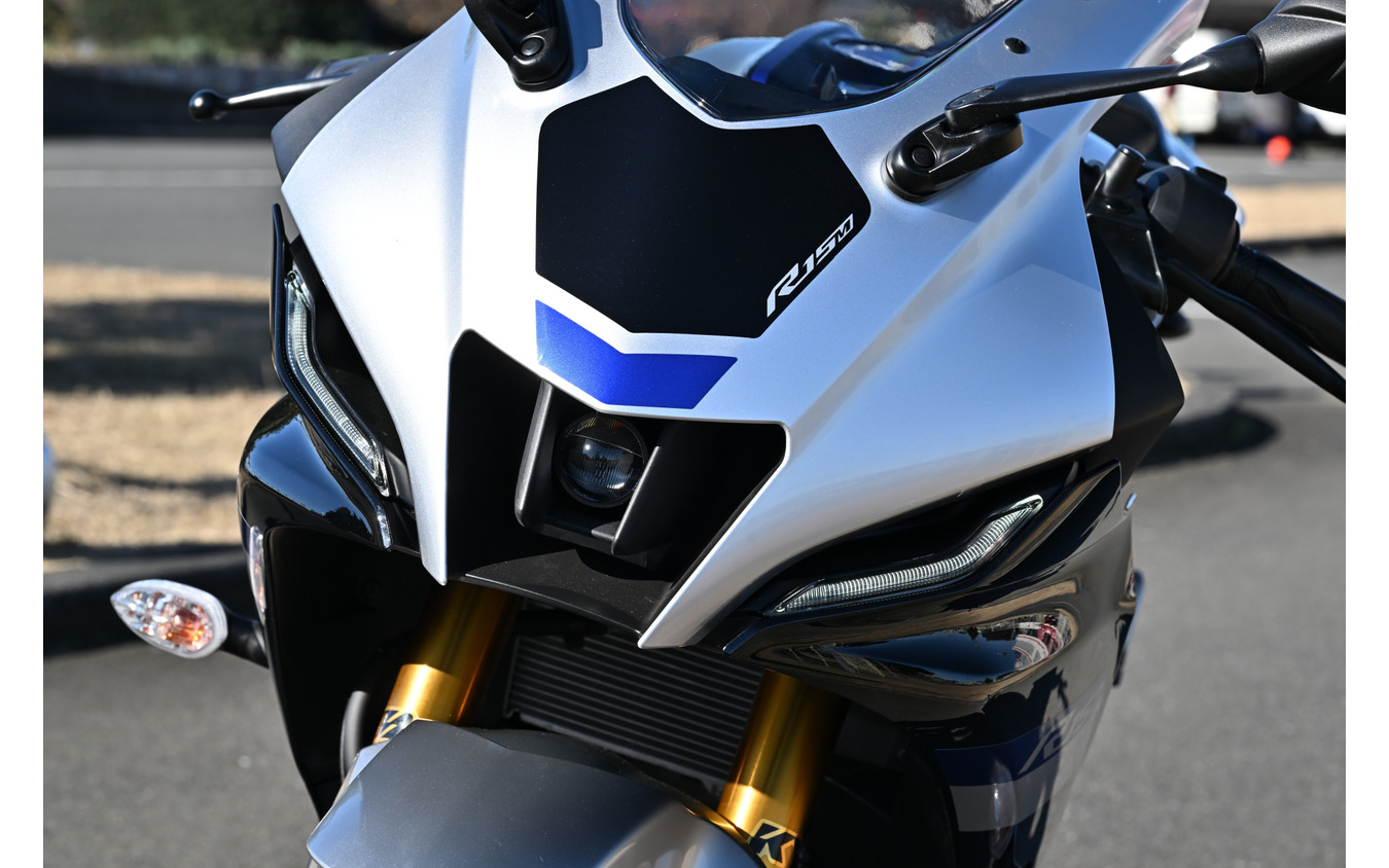 ヤマハ YZF-R15M