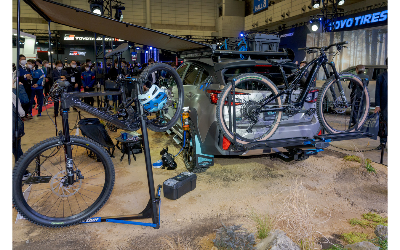 サイクルキャリアも装備し、山に行ってマウンテンバイクを楽しんでいるユーザーにはピッタリの仕様。