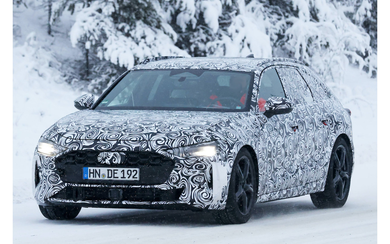 アウディ S4アバント 次期型プロトタイプ(スクープ写真)