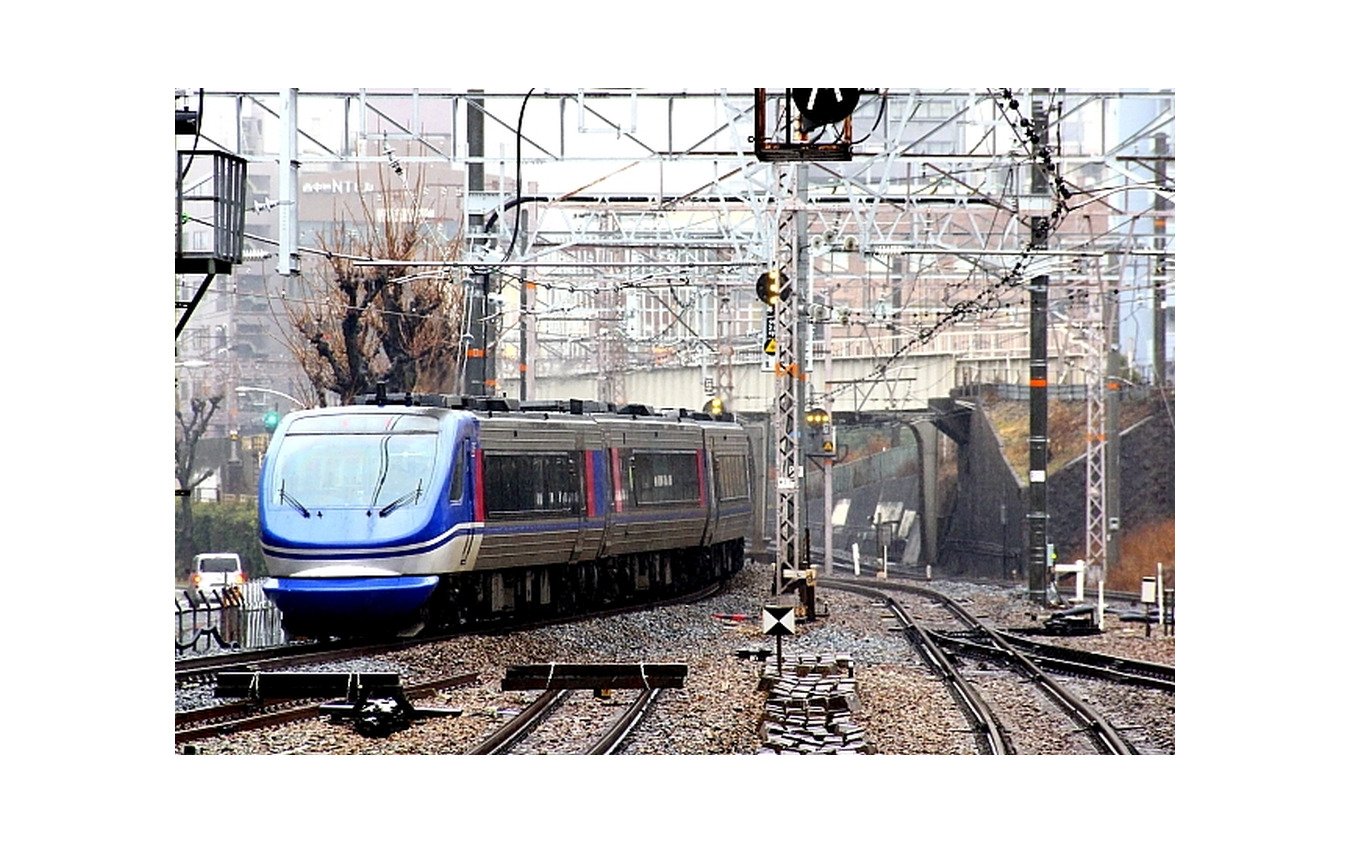 1月28日は智頭急行大原～智頭間の終日運休により、京都～鳥取・倉吉間の特急『スーパーはくと』は、岡山～鳥取間の特急『スーパーいなば』とともに全列車運休となる。