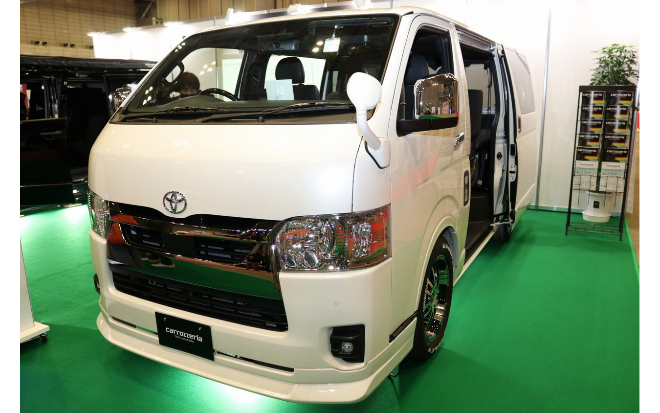 車内Wi-Fiを装備したcarrozzeria最新楽ナビ搭載キャンピングカーを展示…ジャパンキャンピングカーショー2023