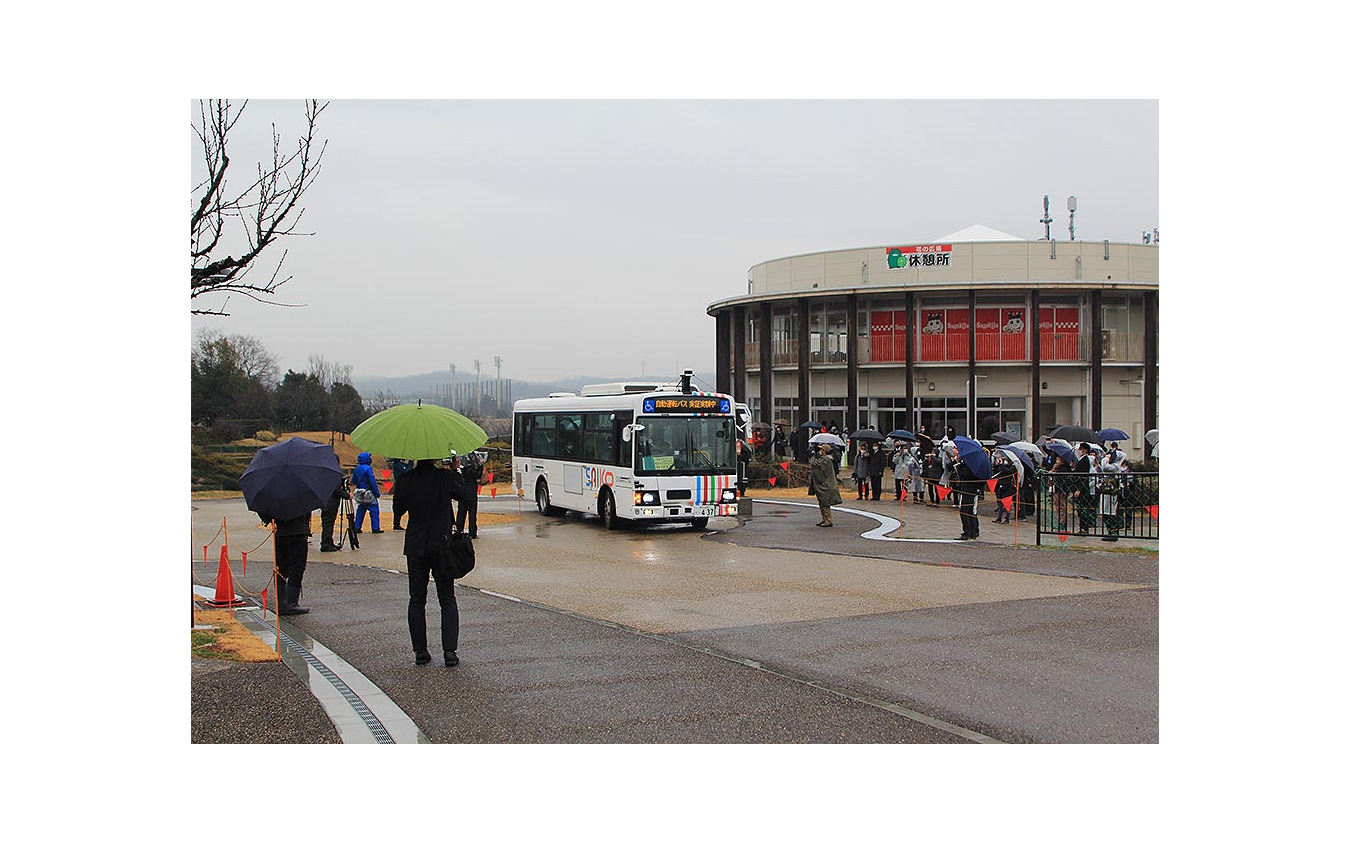 県外からの視察者の姿も……