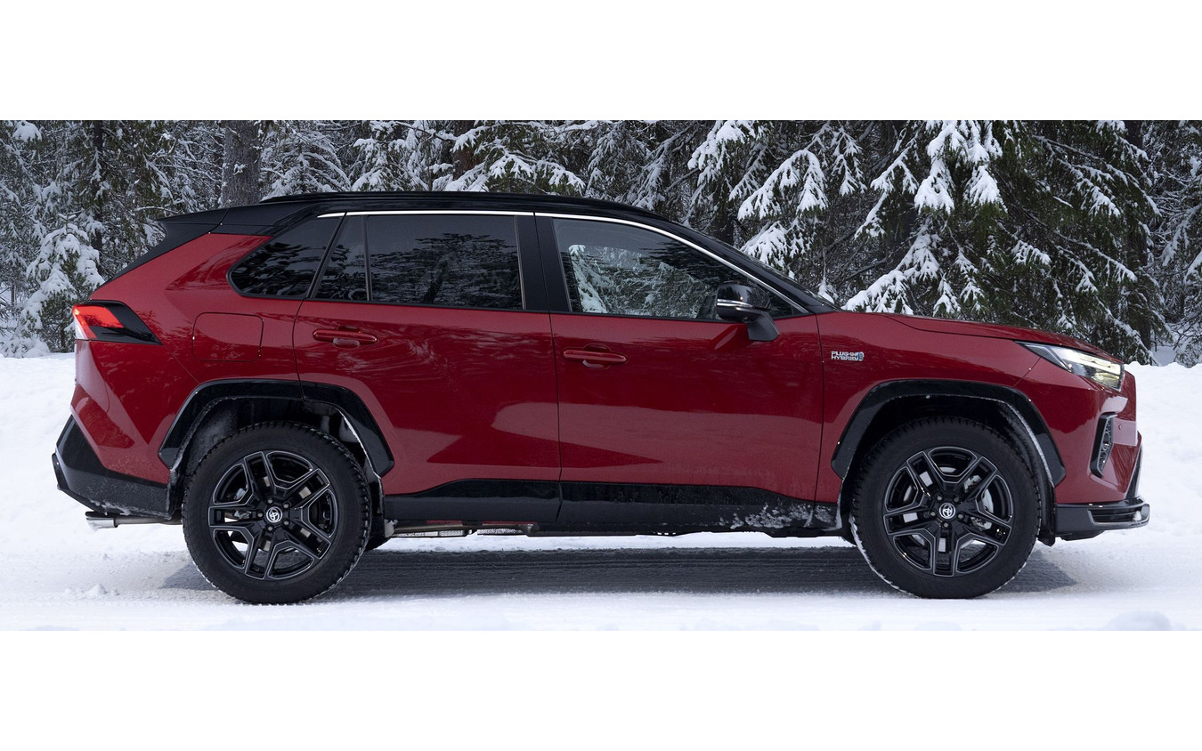 トヨタ RAV4 プラグインハイブリッド の「GRスポーツ」(欧州仕様)