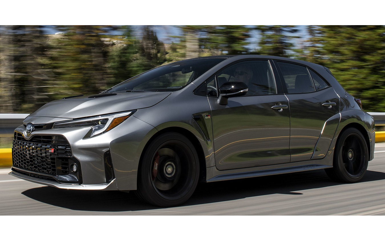 トヨタ GR カローラ の「サーキットエディション」(米国仕様)