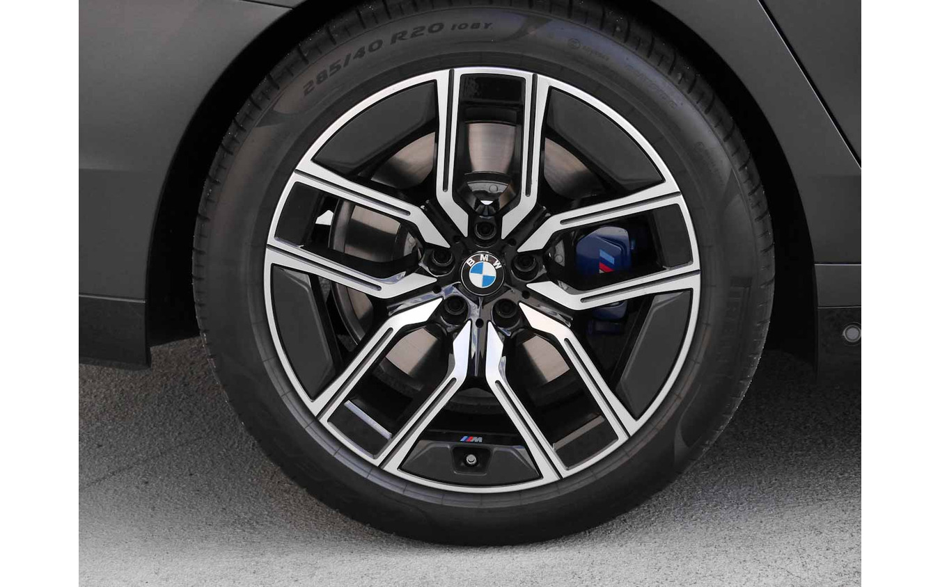 BMW 7シリーズ(740i Mスポーツ)