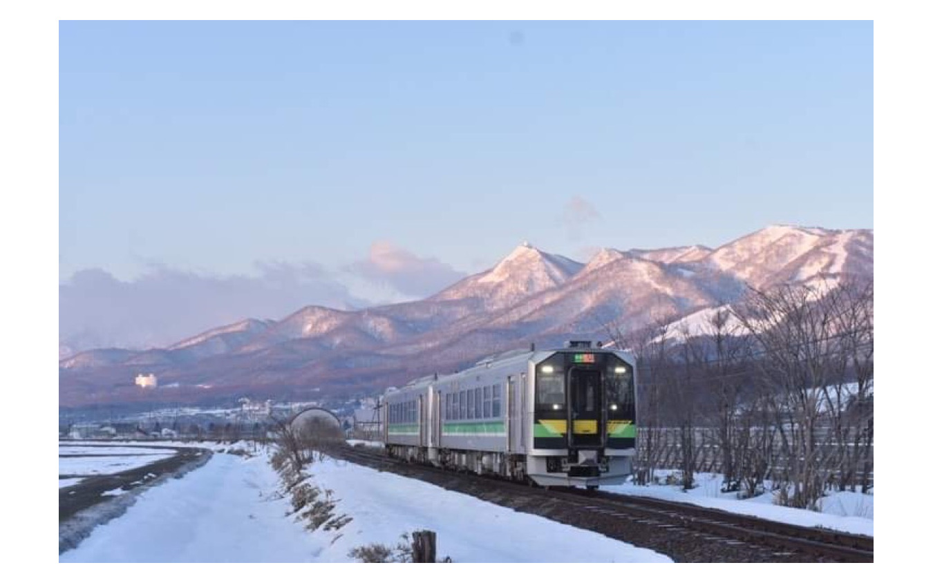 H100形に置き換えられた富良野線の列車。2023年3月18日。