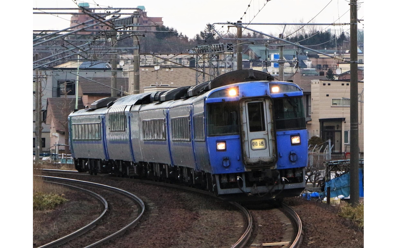 3月17日に『オホーツク3号』として網走に到着したキハ183系が、翌3月18日に札幌へ回送されてきた。この前には『大雪3号』として網走に到着した復刻色付き編成が回送されている。
