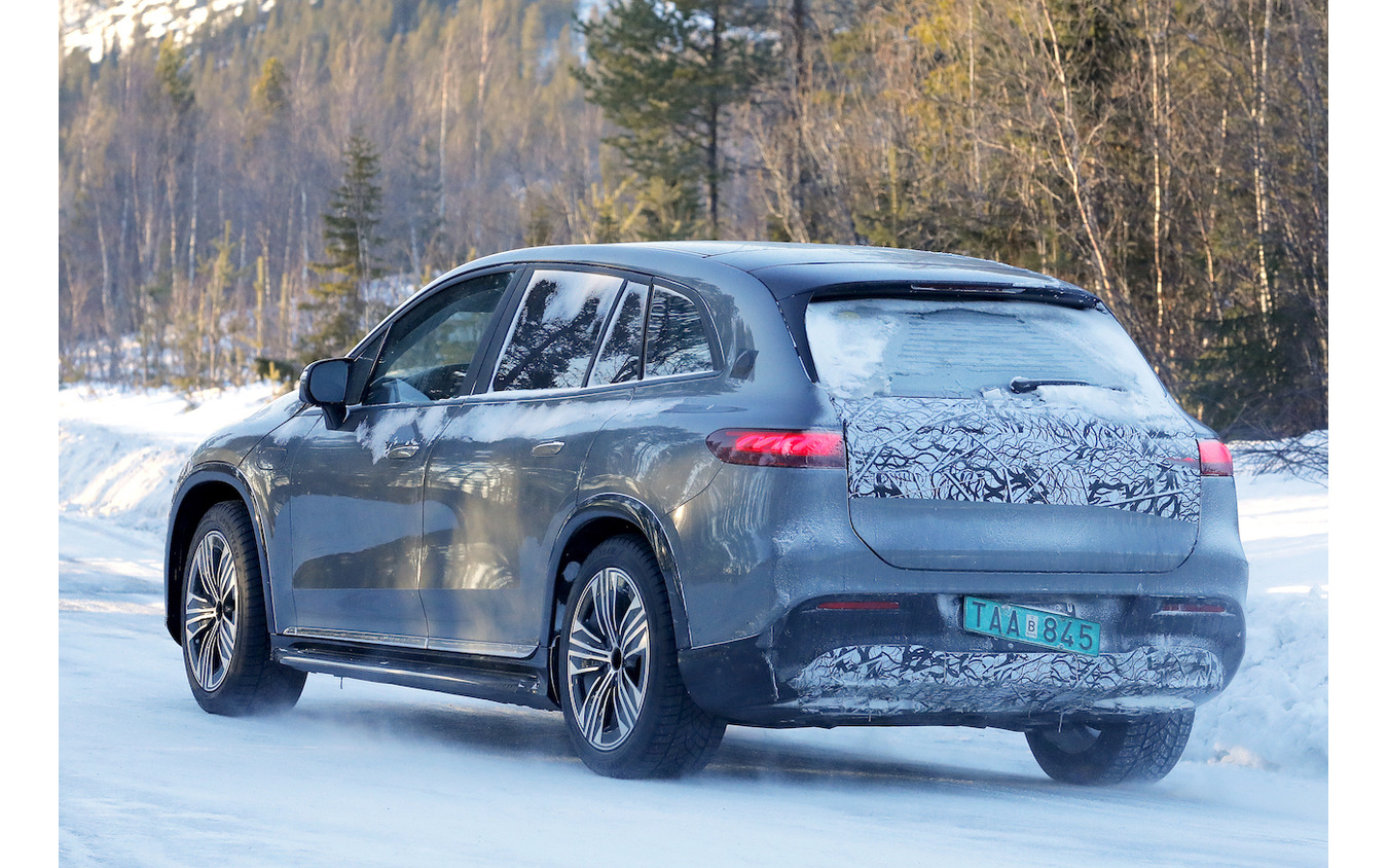 メルセデスマイバッハ EQS SUV プロトタイプ(スクープ写真)