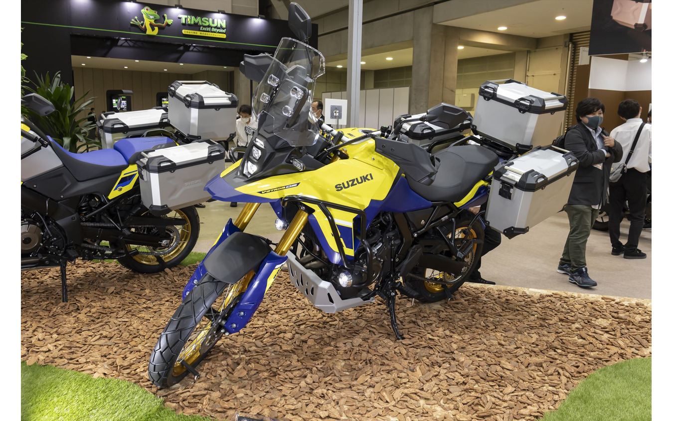 スズキ Vストローム800DE(東京モーターサイクルショー2023)