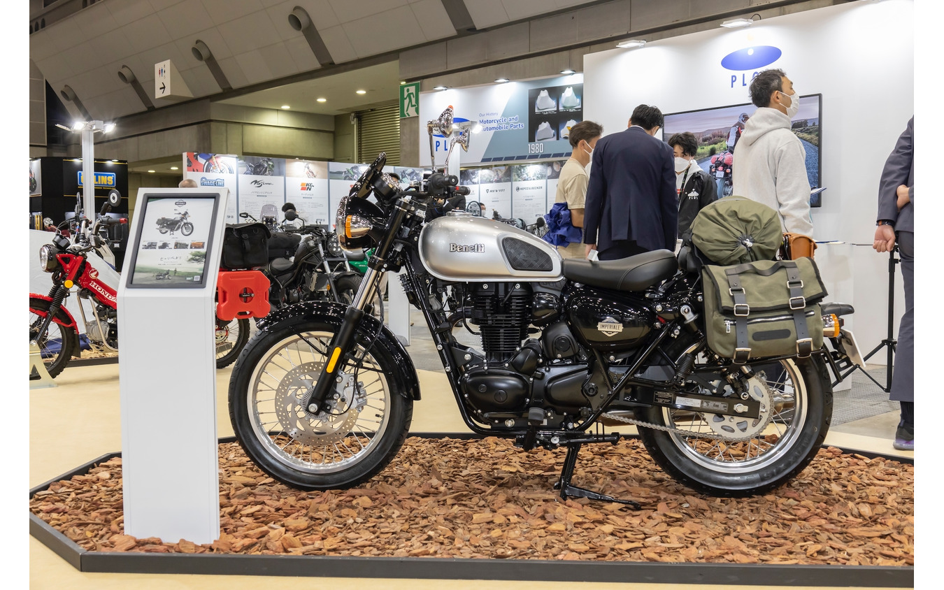 ベネリ『インペリアーレ400』（東京モーターサイクルショー2023）