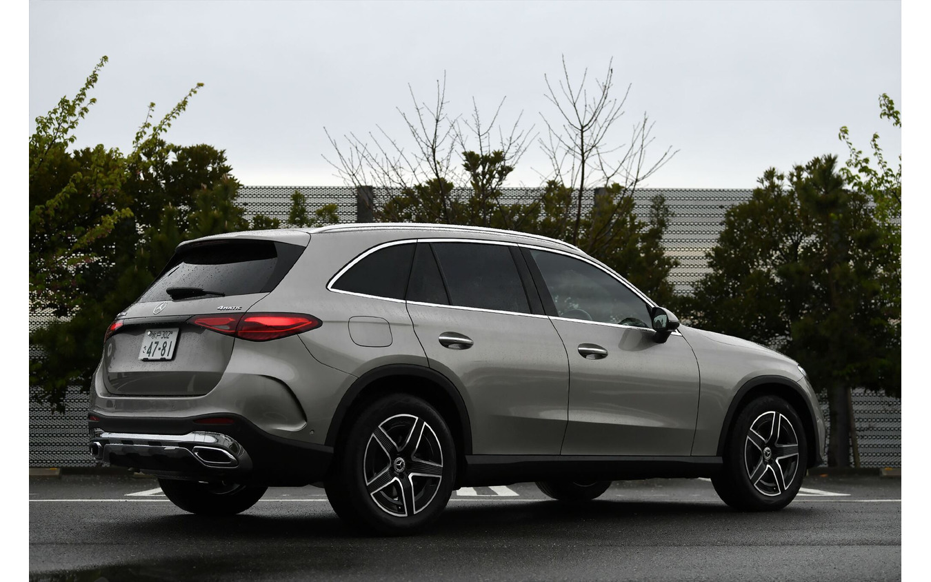 メルセデス・ベンツGLC(AMGラインパッケージ装着車)
