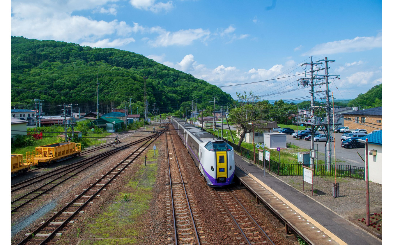 根室本線・新得駅の構内。富良野～新得間の廃止後は石勝線の列車のみが発着する。