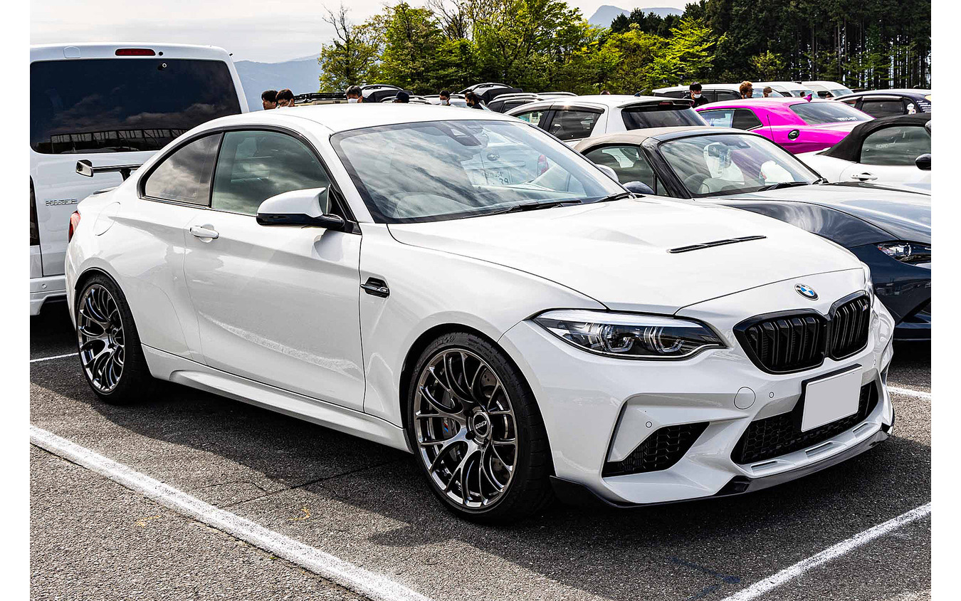 BMW M2×レイズ ボルクレーシング G16