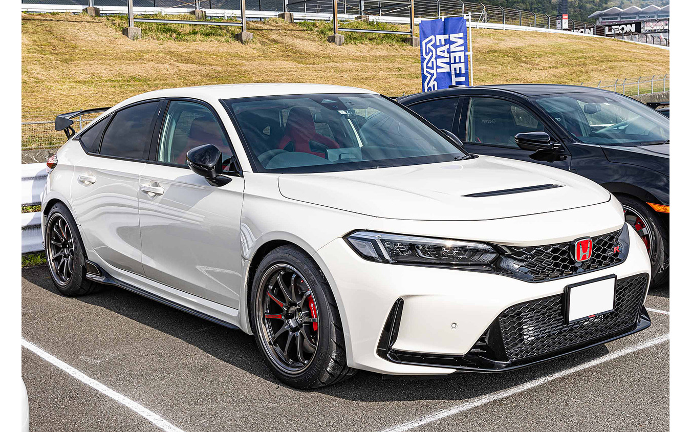 ホンダ シビック TYPE R×レイズ ボルクレーシング CE28SL