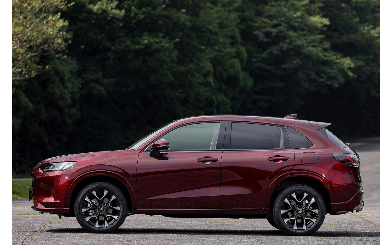 ホンダ ZR-V(e:HEV Z AWD)