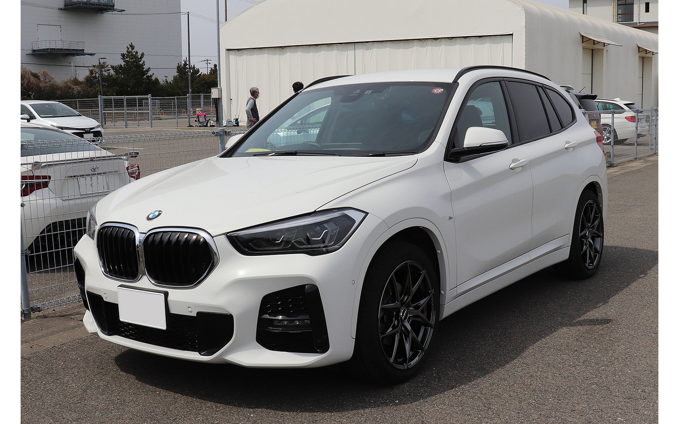 BMW X1(オーナー/日隅伸逸さん)by イングラフ