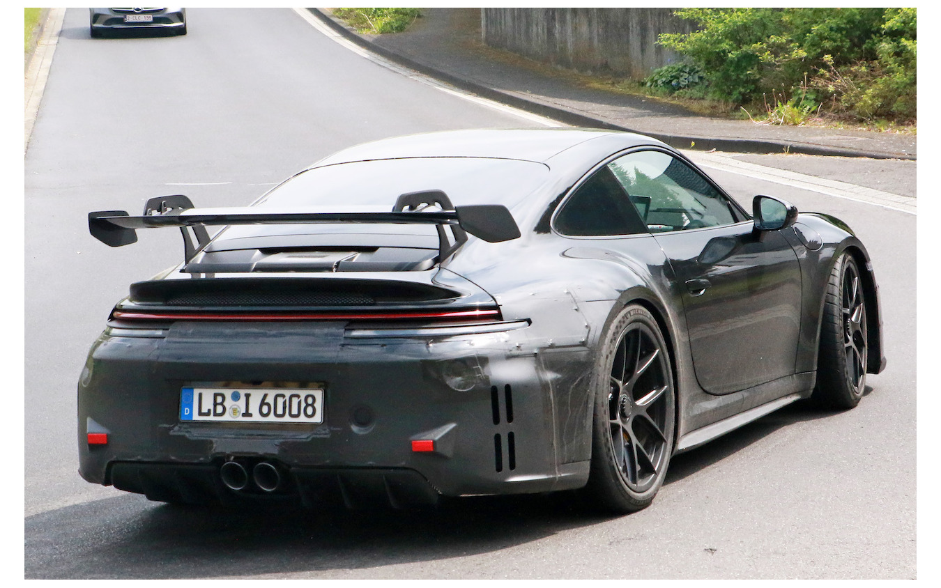 ポルシェ 911 GT3 改良新型プロトタイプ(スクープ写真)