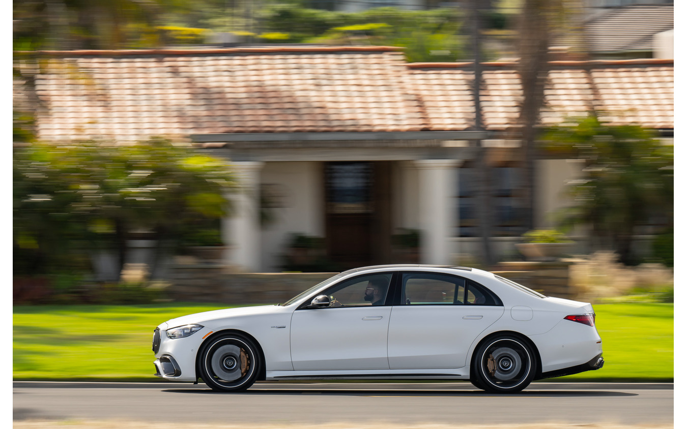 メルセデスAMG S63 Eパフォーマンス（海外仕様）