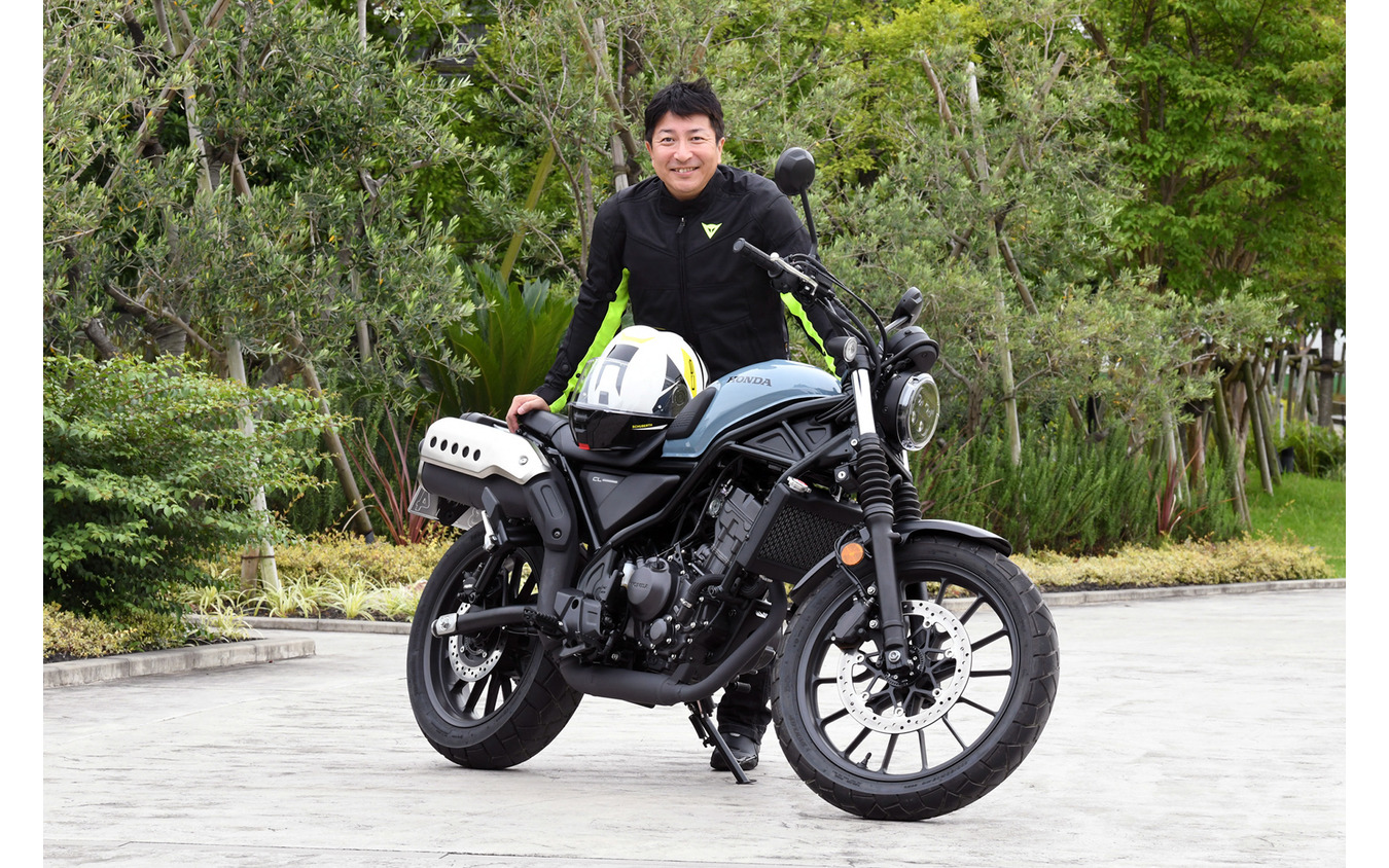 ホンダ CL250と西村直人氏