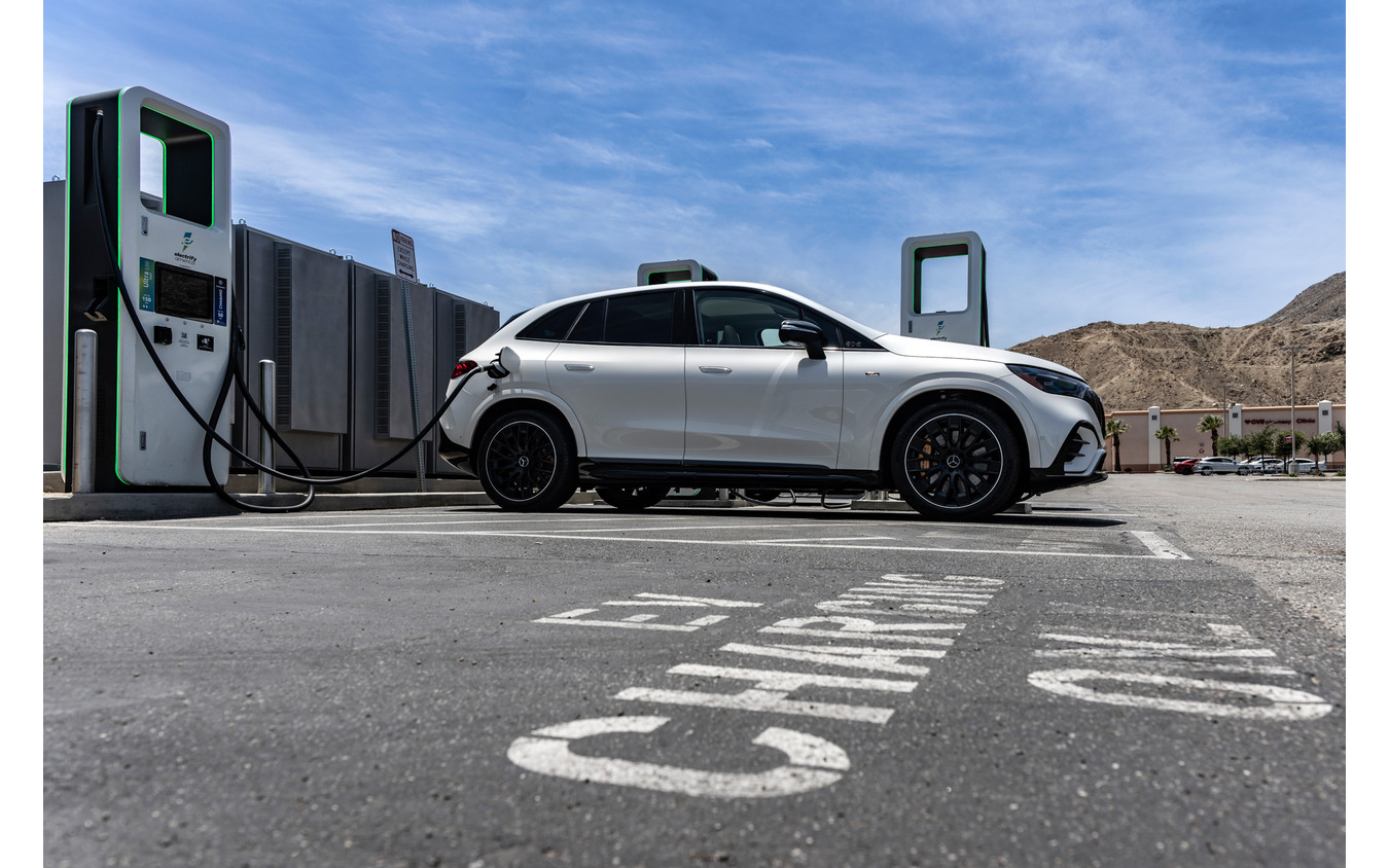 メルセデスAMG EQE 53 4MATIC＋ SUV