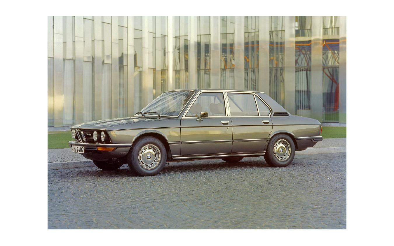 BMW 5シリーズ(初代)