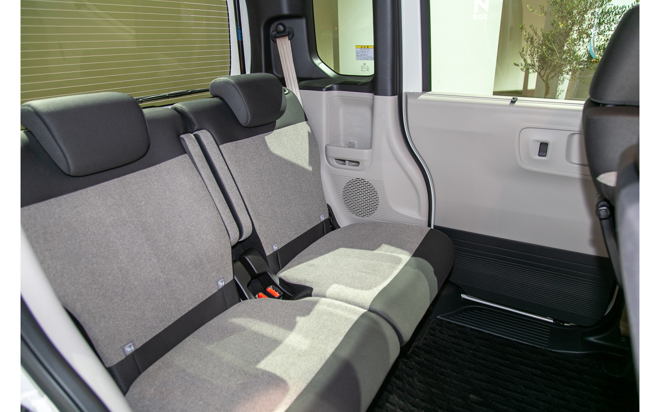【ホンダ N-BOX 新型】ポイントは視覚効果…運転のしやすさと車内空間の快適性